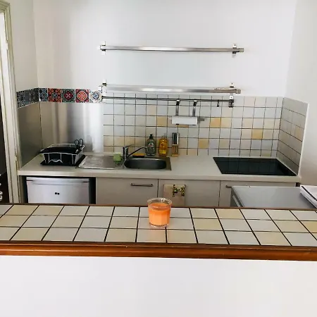 Coeur Du Vieux Apartment *
