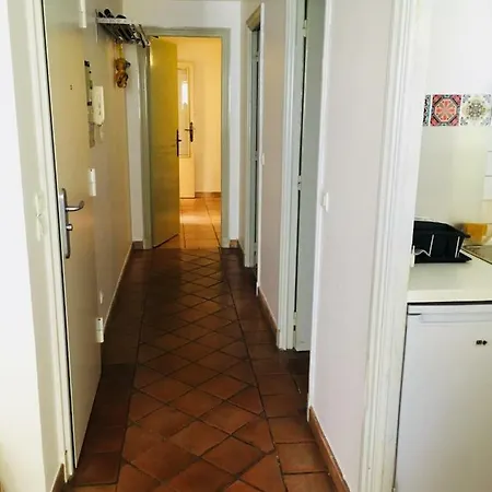 Coeur Du Vieux Apartment *